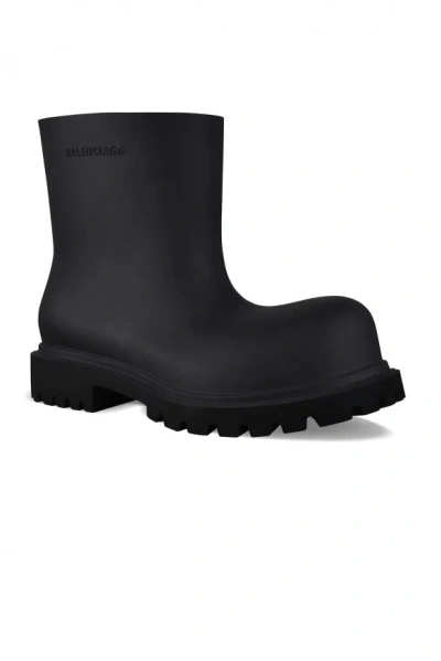 Balenciaga Alaska Low Boot In Black