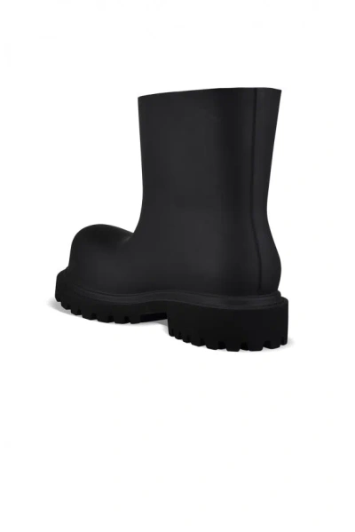 Balenciaga Alaska Low Boot In Black
