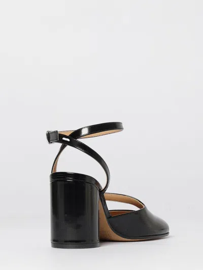 Maison Margiela Tabi Sandals In Brushed Leather In Black