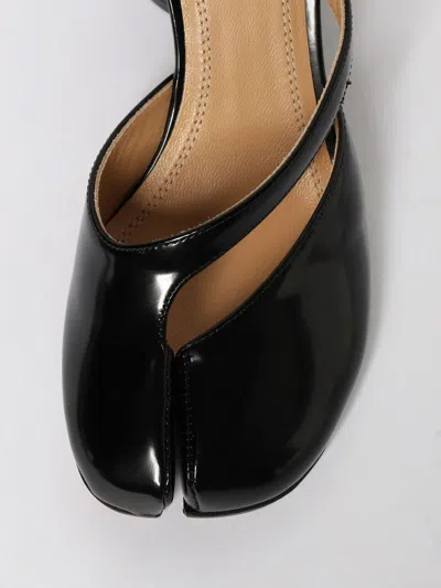 Maison Margiela Tabi Sandals In Brushed Leather In Black