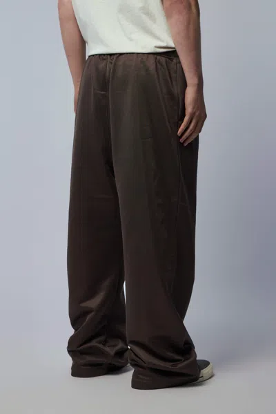 Essentials Drawstring Lounge Sweatpant In Brown