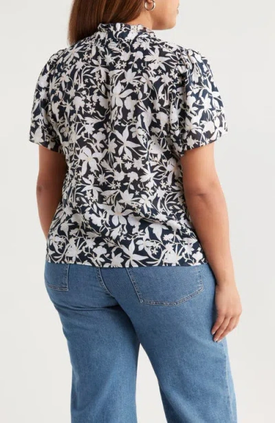 Caslon ® Ruffle Top In Black