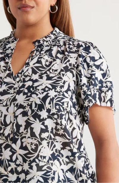 Caslon ® Ruffle Top In Black