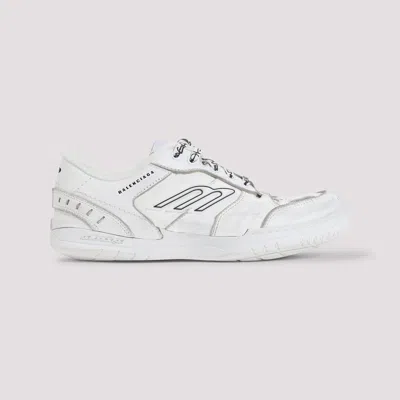 Balenciaga Women Hamptons Worn-out Leather Low-top Sneakers In Neutral