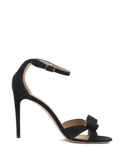 Ferragamo Roxy 90 Vara Bow Suede Sandals In Black