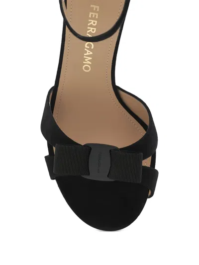 Ferragamo Roxy 90 Vara Bow Suede Sandals In Black