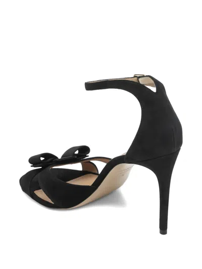 Ferragamo Roxy 90 Vara Bow Suede Sandals In Black