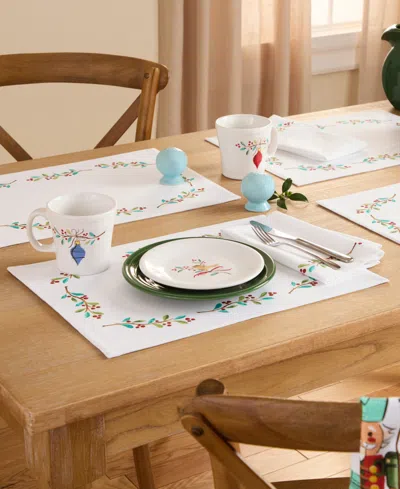 Fiesta Holly Sprig 4 Pack Placemat In White