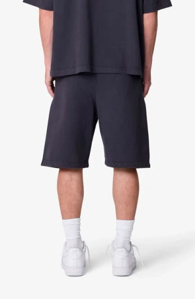 Mnml Heavy Basic Sweat Shorts In Black