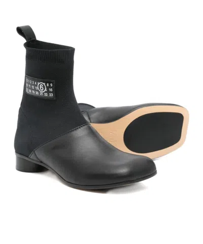 Mm6 Maison Margiela Back Pull Ankle Boots In Black