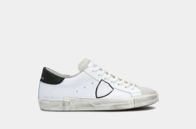 Philippe Model Distressed Effect Low-top Sneakers In White