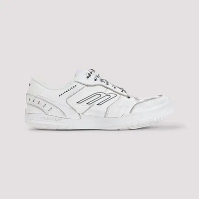 Balenciaga Women Hamptons Worn-out Leather Low-top Sneakers In Neutral