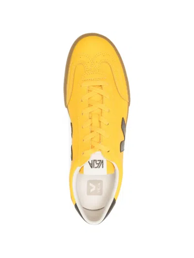 Veja Eagle Sneakers In Yellow