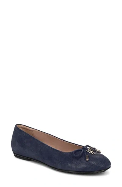 Naturalizer Ashlyn Ballet Flat In Blue