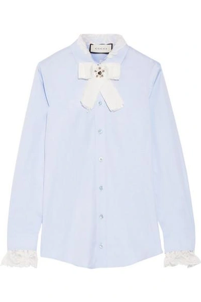 Shop Gucci Bow-embellished Lace-trimmed Cotton-poplin Shirt In Sky Blue