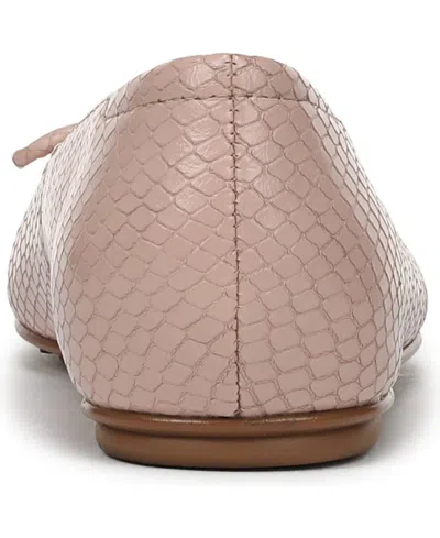 Naturalizer Ashlyn Ballet Flat In Pink