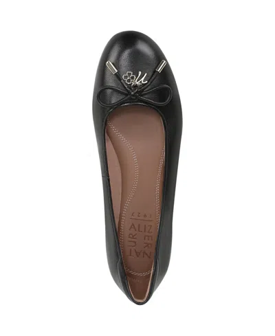 Naturalizer Ashlyn Ballet Flat In Black