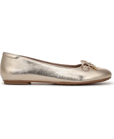 Naturalizer Ashlyn Ballet Flat In Multi