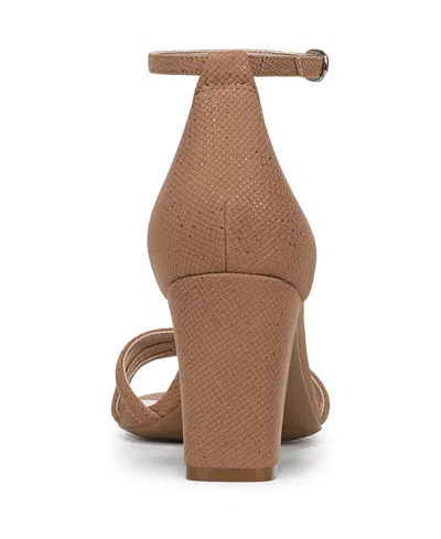 Naturalizer Heidi Ankle Strap Sandal In Neutral