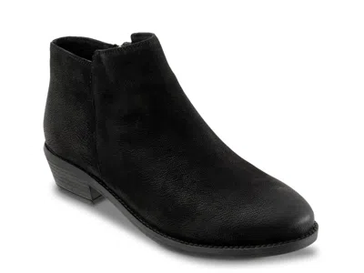 Softwalk Rocklin Bootie In Black