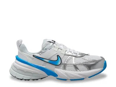 Nike V2k Run Sneaker In Gray