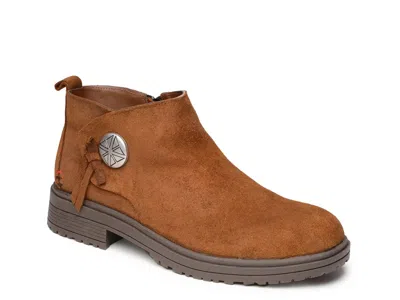 Minnetonka Joyelle Bootie In Brown