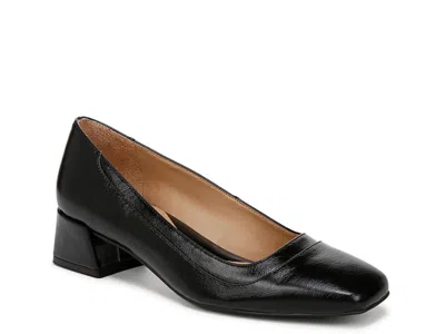Naturalizer Huntley Square Toe Pump In Black