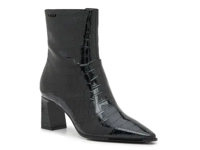 Dkny Sunny Bootie In Black