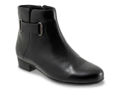 Trotters Maxwell Bootie In Black