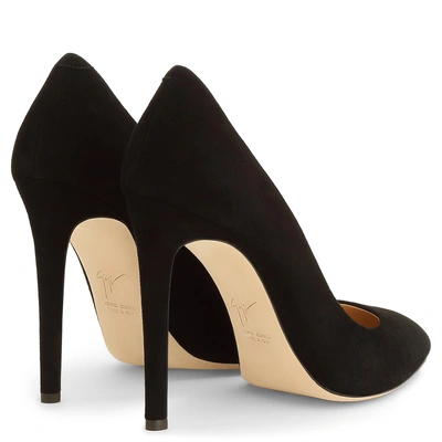 Shop Giuseppe Zanotti - Black Suede Pump Annette