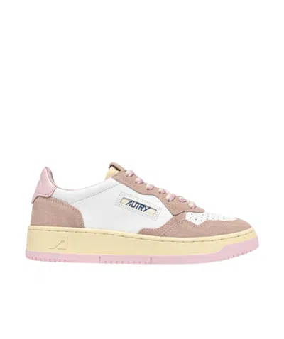 Autry Medalist Low Sneakers In Pink