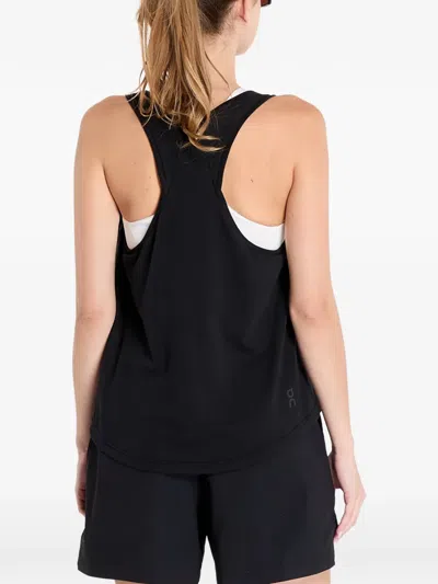 On Focus T-shirt In Black