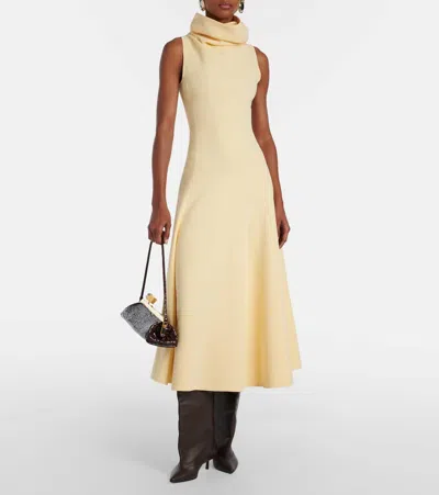 Jacquemus La Pochette Salon Crocodile-effect Glossed Leather Clutch In Brown