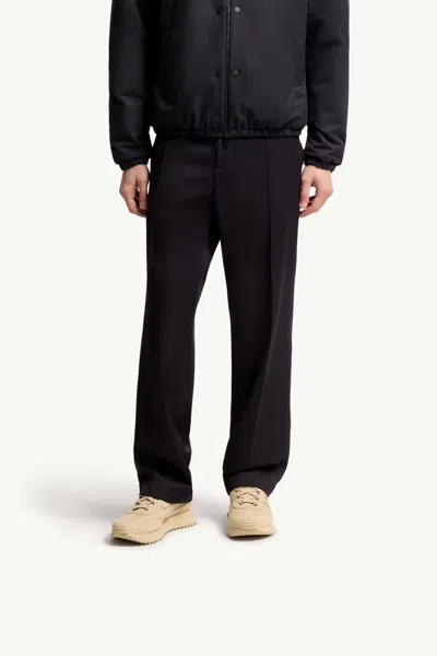 Moncler Pacey2 Low Top Sneakers In Neutral
