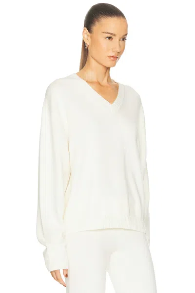 Skims Wool Cashmere V Neck Pullover Sweater In White