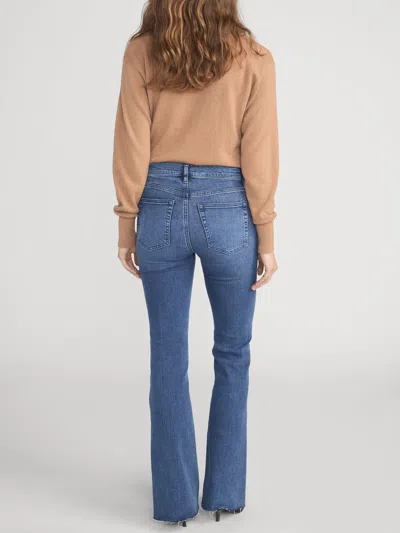 Frame The Icon In Blue