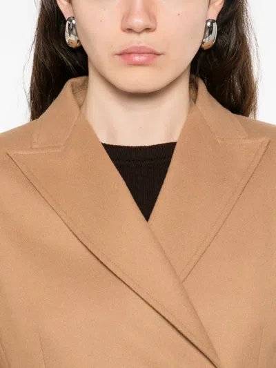 贴袋双排扣夹克