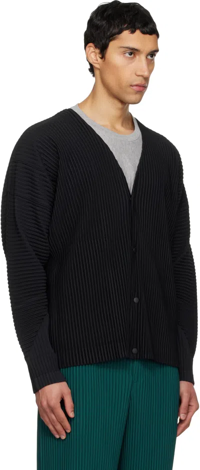 Issey Miyake Basics Buttoned Pleated T-shirt In Black