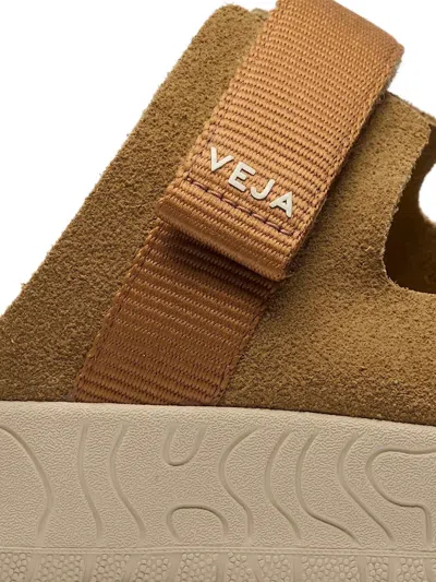 Veja Arpoador Flat Sandals In Brown
