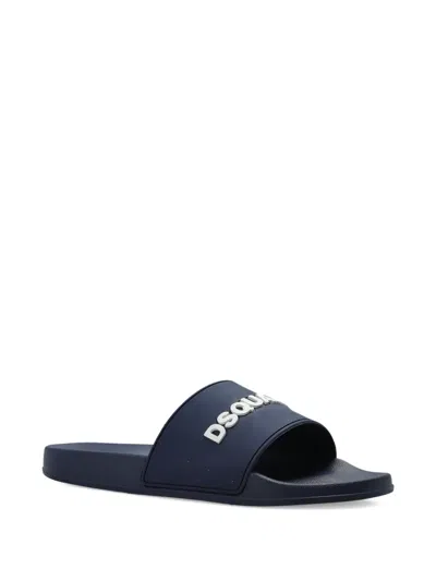 Dsquared2 Logo Slides In Blue