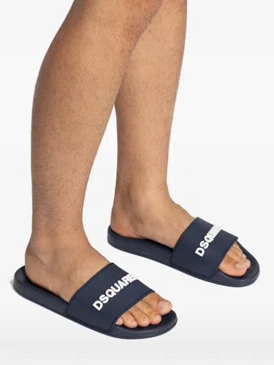 Dsquared2 Logo Slides In Blue