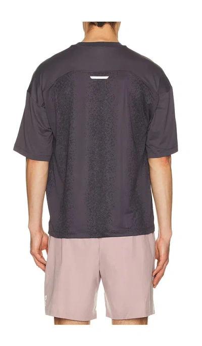 On Performance Volt-t In Gray