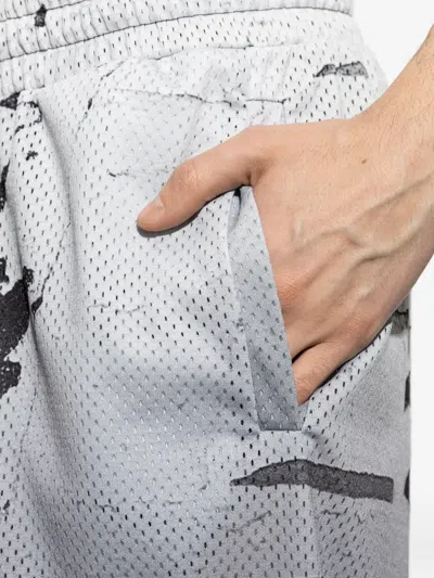 44 Label Group Gradient Shorts In Gray