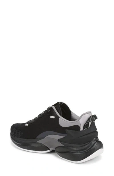 Vionic The Gabby Sneaker In Multi