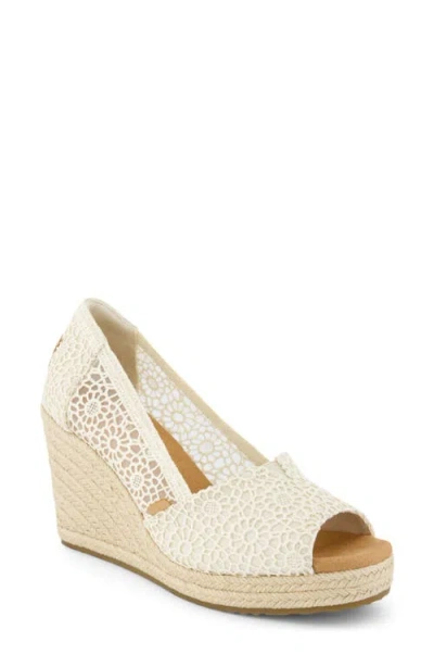 Toms Essential Wedge Sandal In White