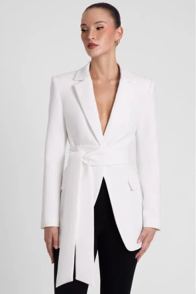 Leau Classic Column Tailored Belted Blazer In White