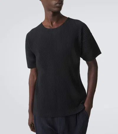 Issey Miyake Ribbed Crew Neck Short Sleeve T-shirt In Black
