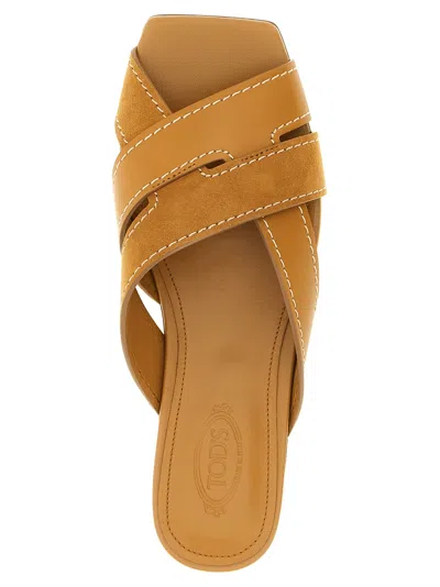 Tod's Sandals Heel Contrast Stitching Crisscross Straps In Animal Print