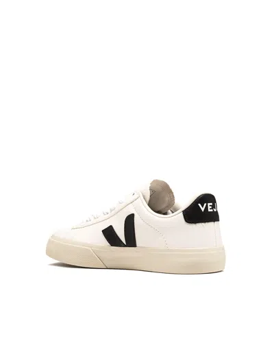 Veja Minimalist White Sneakers With Contrasting Logo In Neutral