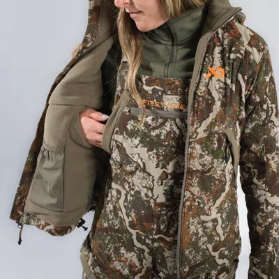 First Lite Women's  Core Jacket In Green